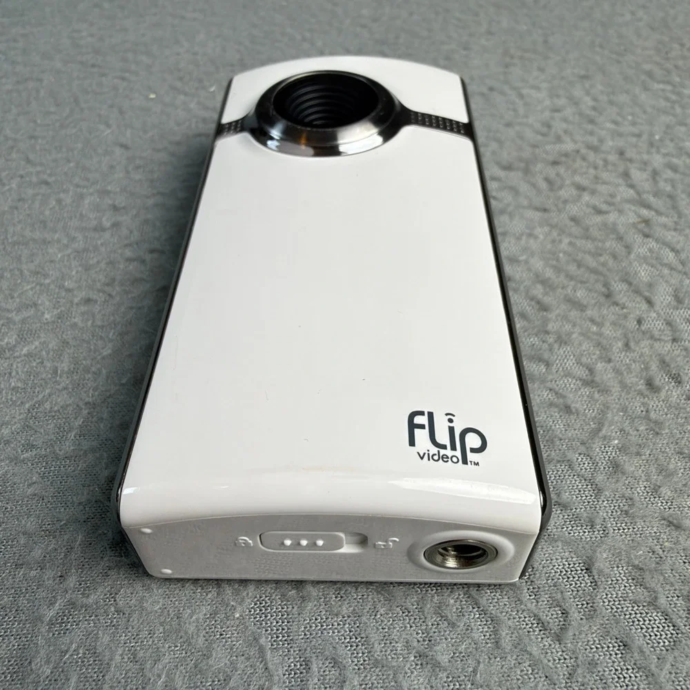 Flip Video Ultra HD Camcorder White Chrome Digital Camera U2120W For Parts